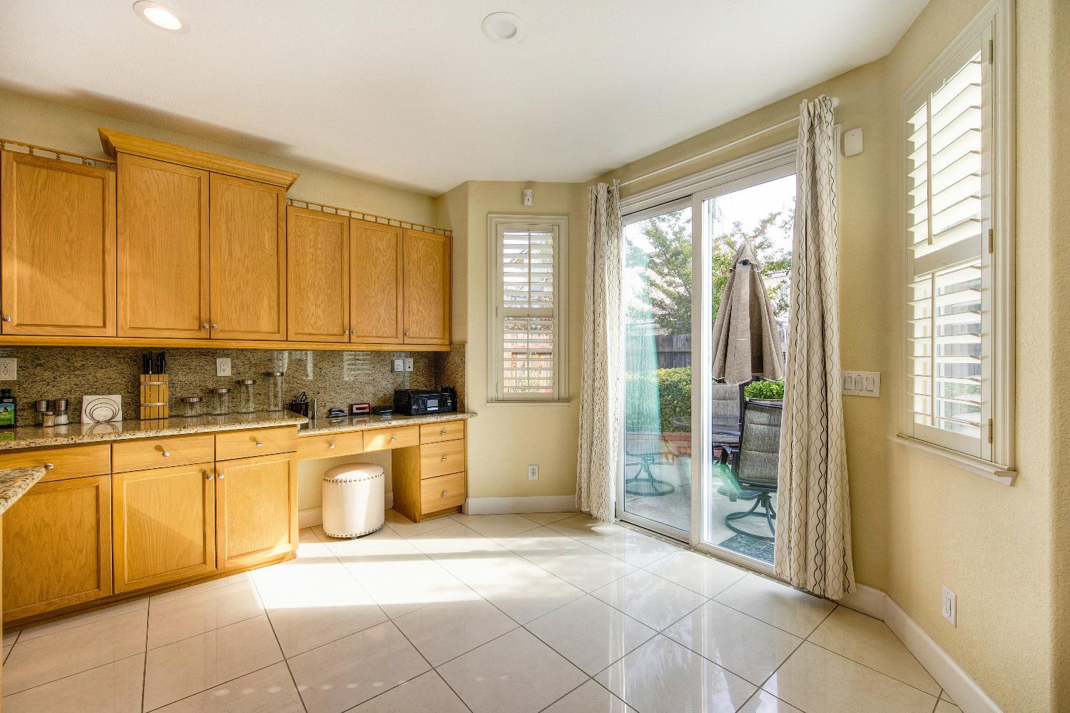 5636 John Runge Street