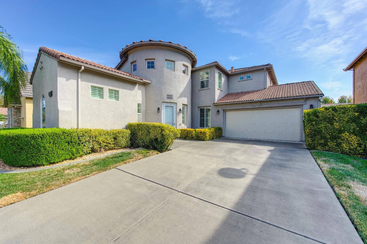 5636 John Runge Street