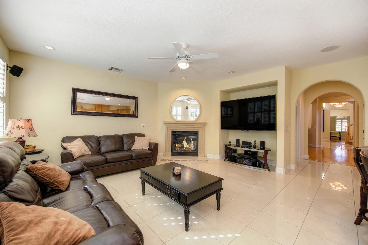 5636 John Runge Street