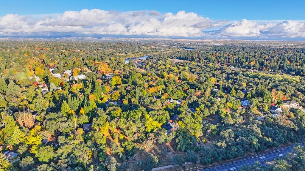 4001 La Canada Court