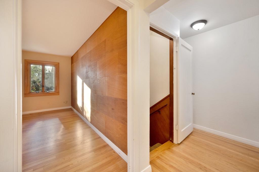 4001 La Canada Court