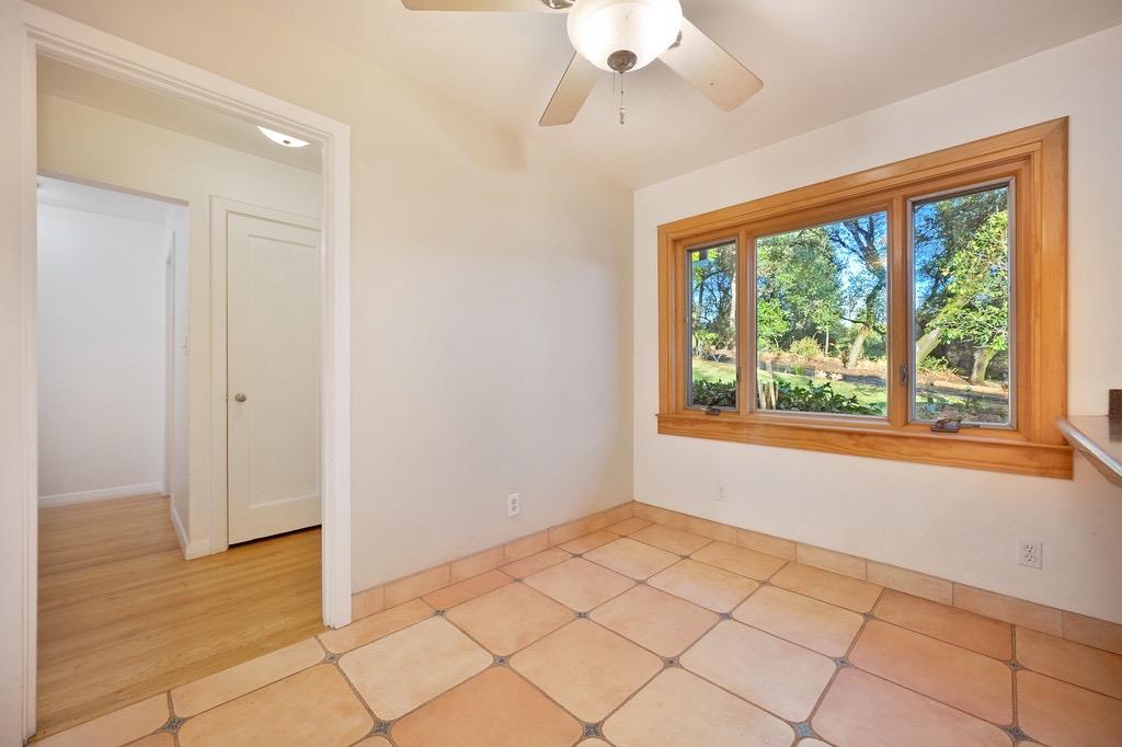 4001 La Canada Court