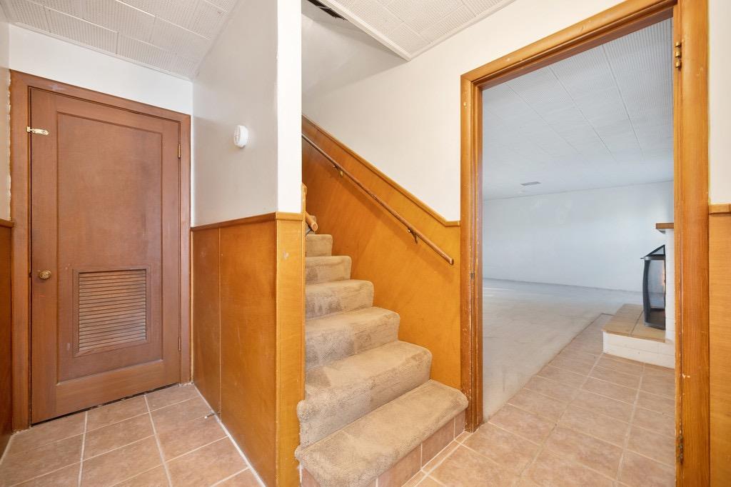 4001 La Canada Court