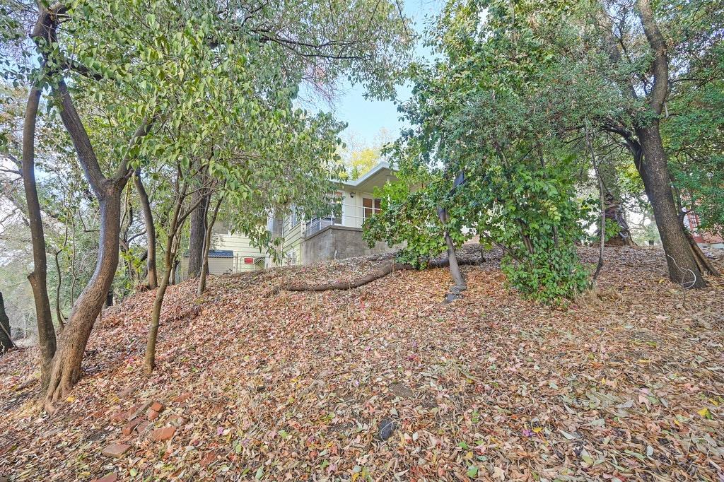 4001 La Canada Court