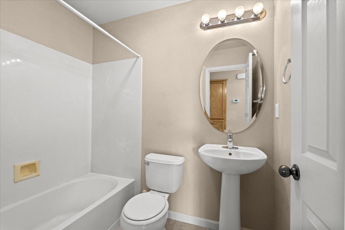 1693 Blue Beaver Way