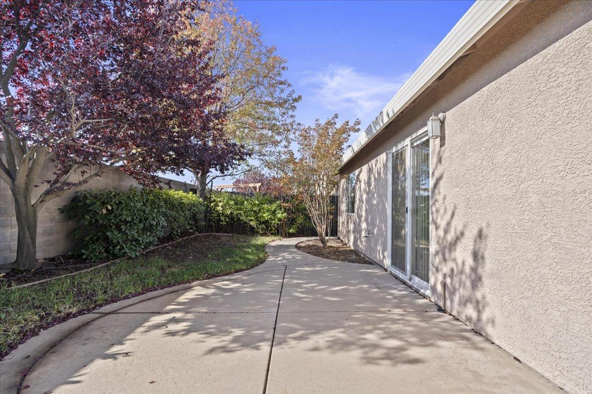 1693 Blue Beaver Way