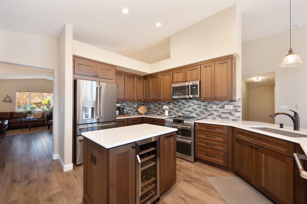 3391 Thornhill Drive