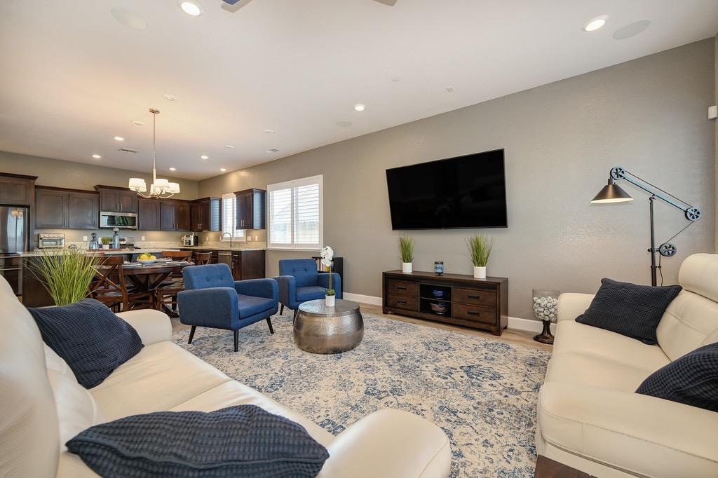 2956 Shady Acres Loop