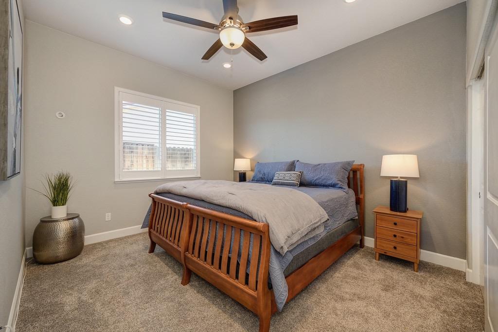 2956 Shady Acres Loop