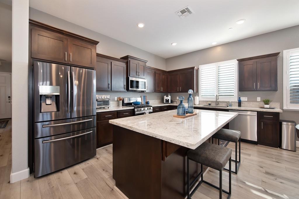 2956 Shady Acres Loop