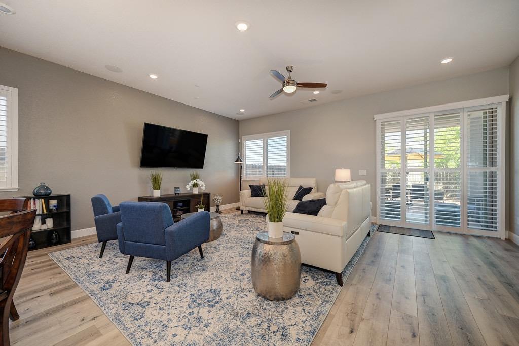 2956 Shady Acres Loop