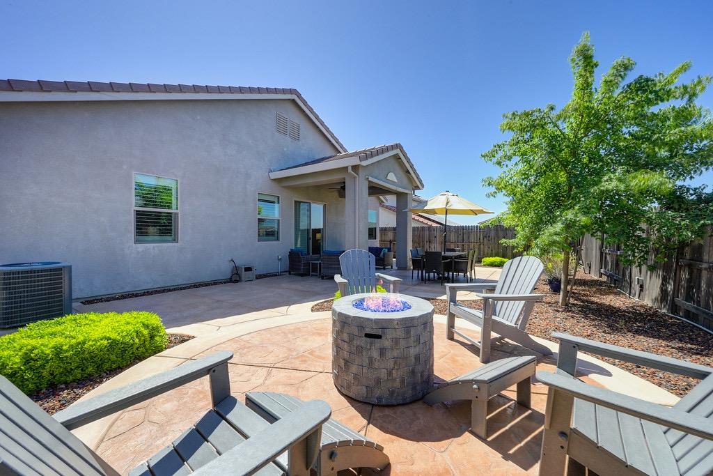 2956 Shady Acres Loop