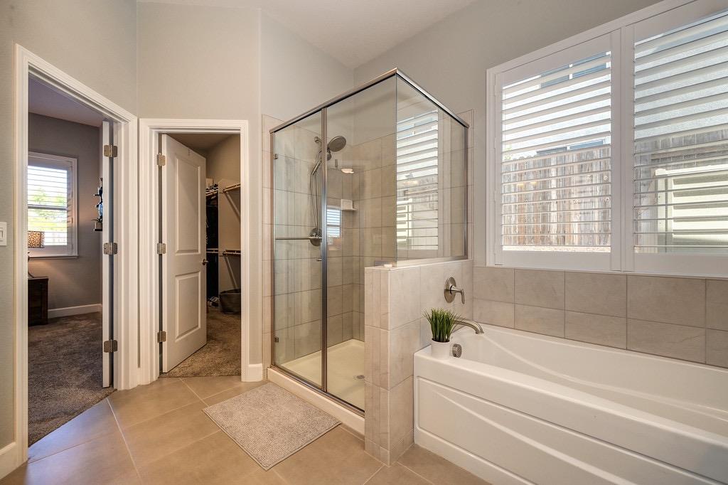 2956 Shady Acres Loop