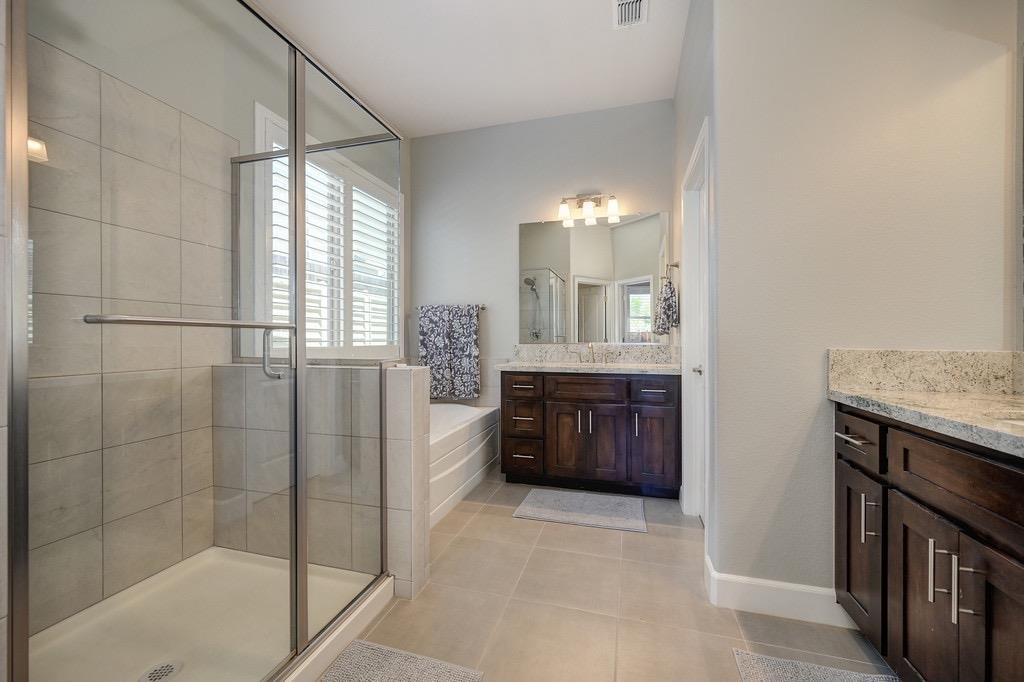 2956 Shady Acres Loop