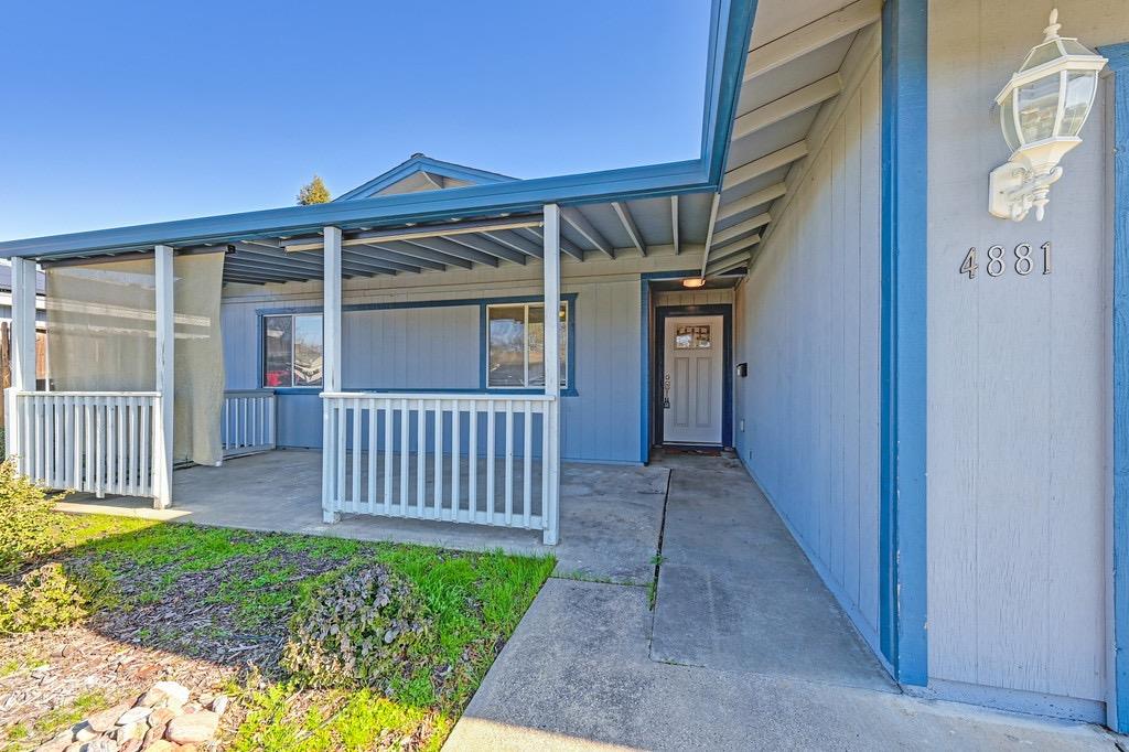 4881 Racetrack Circle