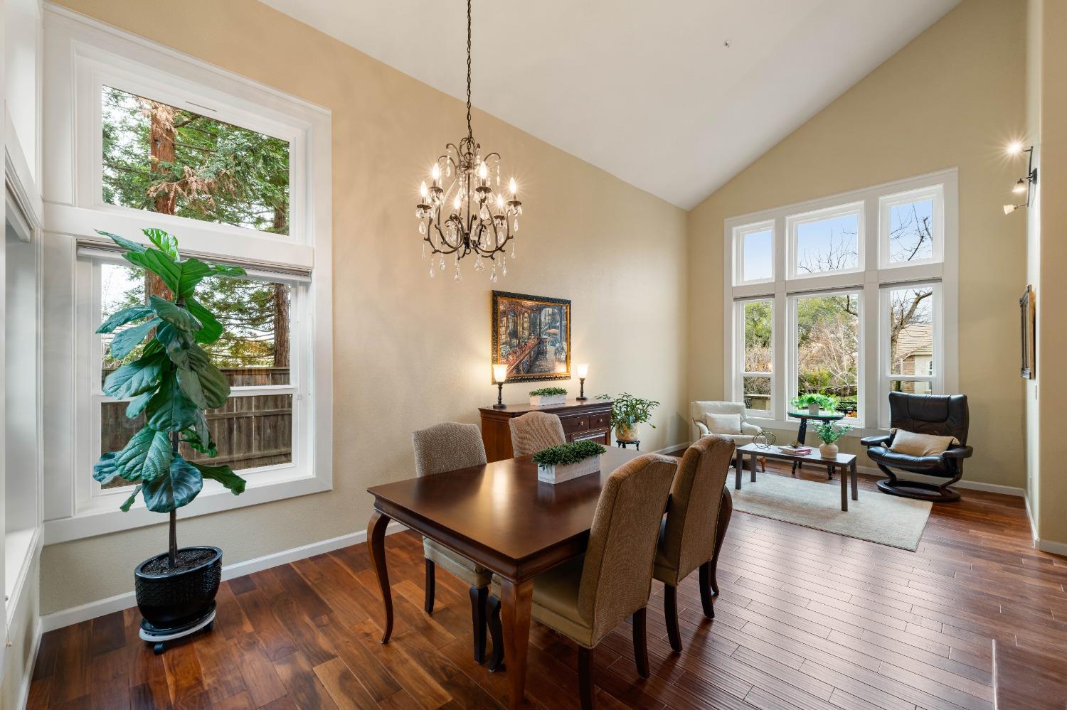 6408 Bluevista Court