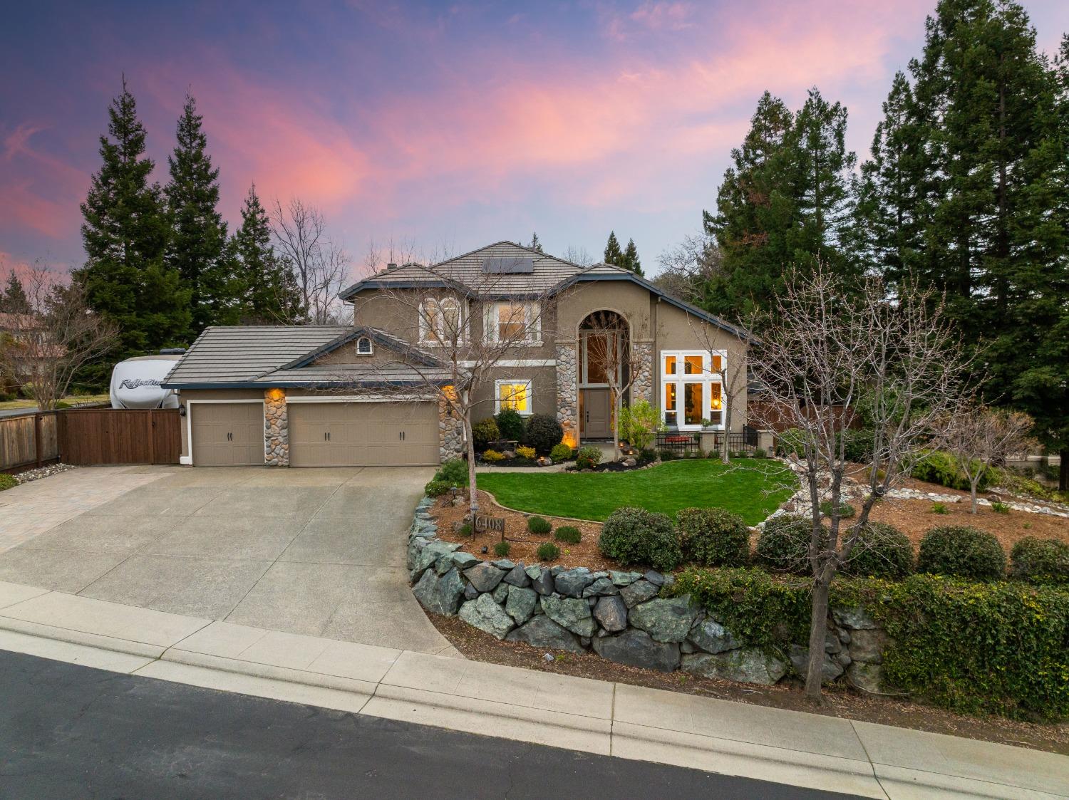 6408 Bluevista Court