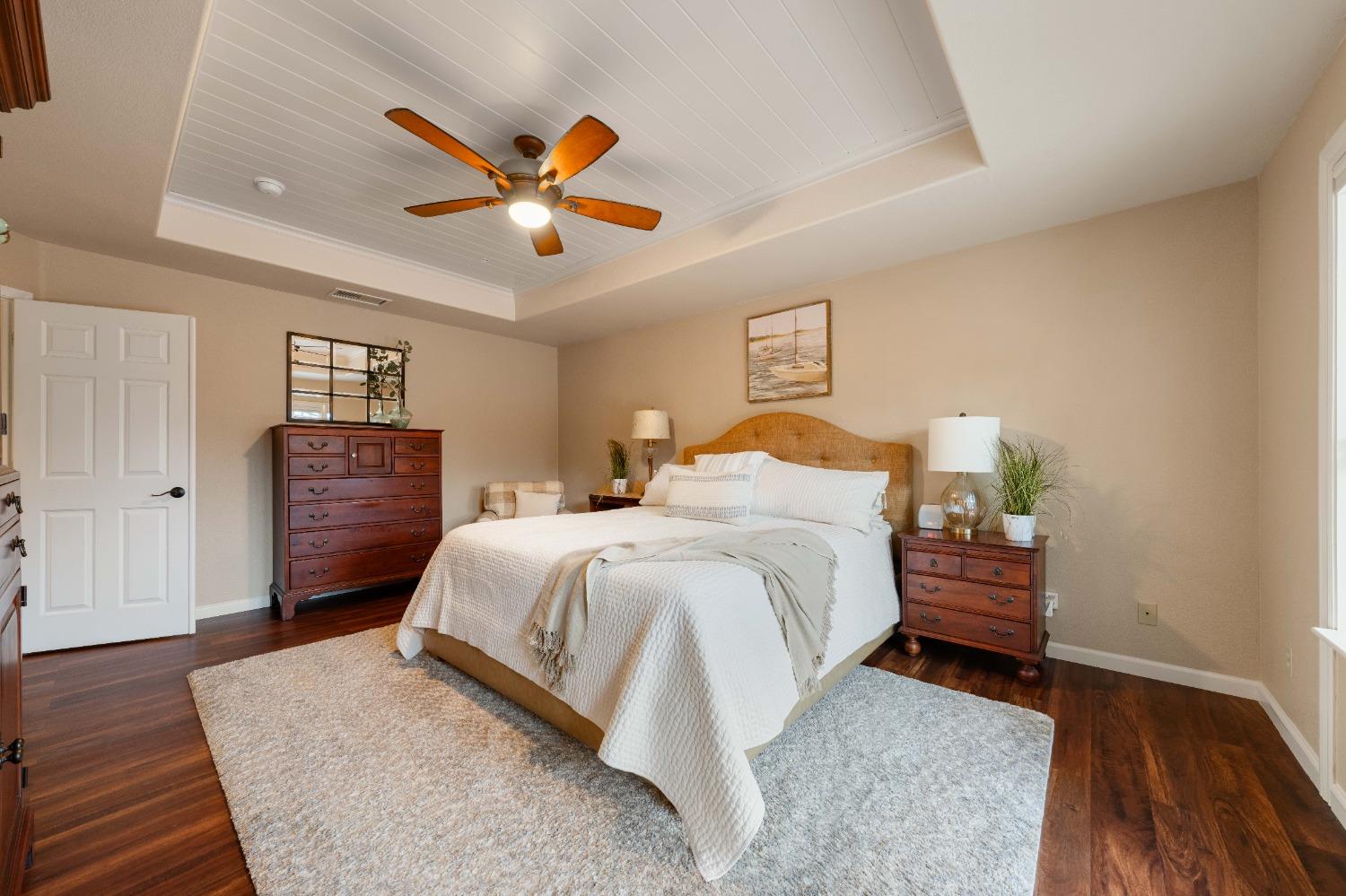 6408 Bluevista Court