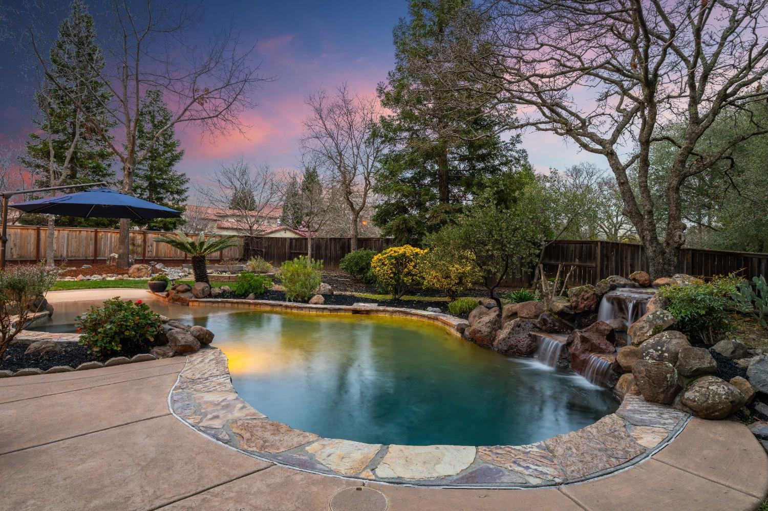 6408 Bluevista Court