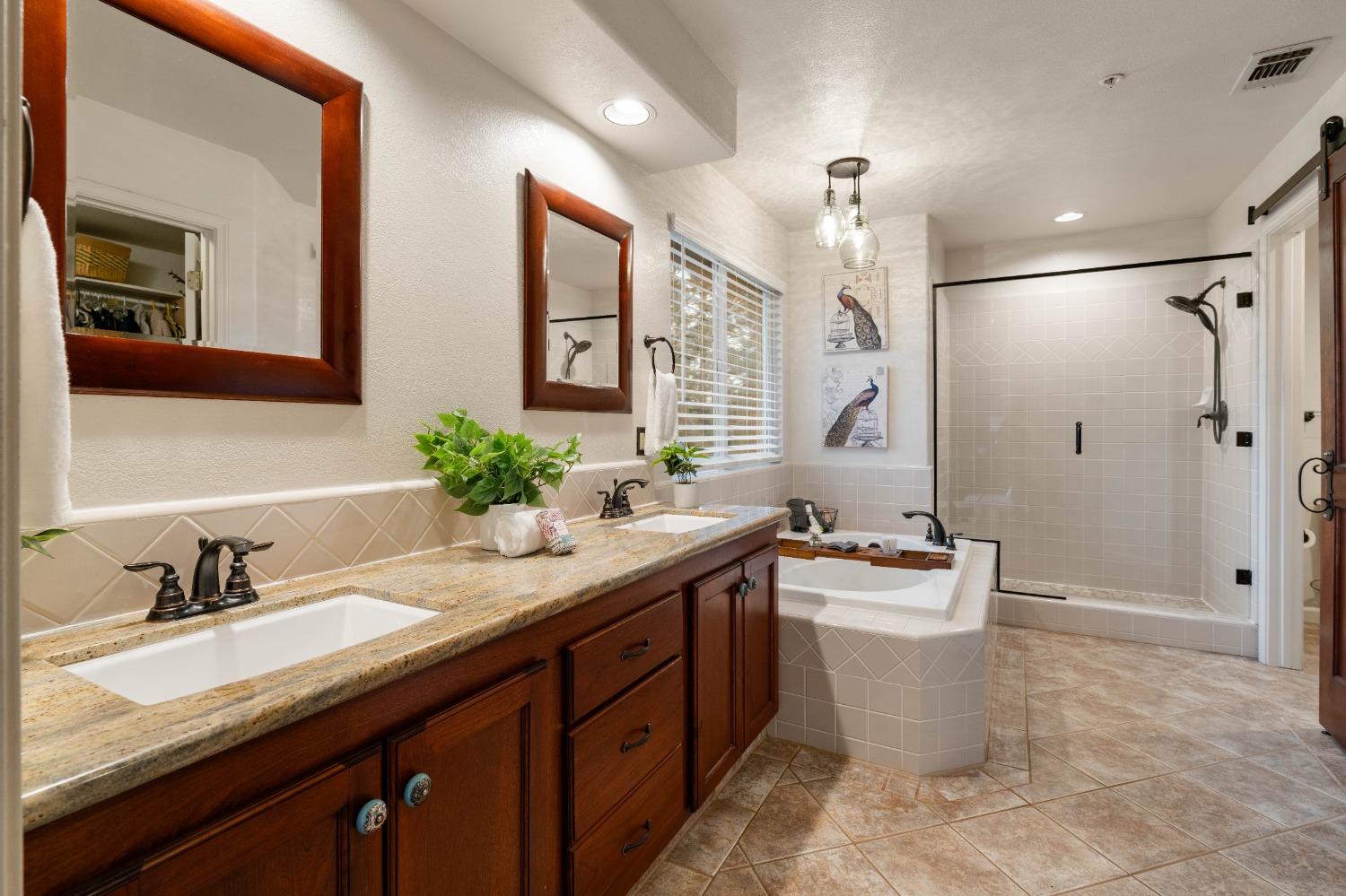 6408 Bluevista Court