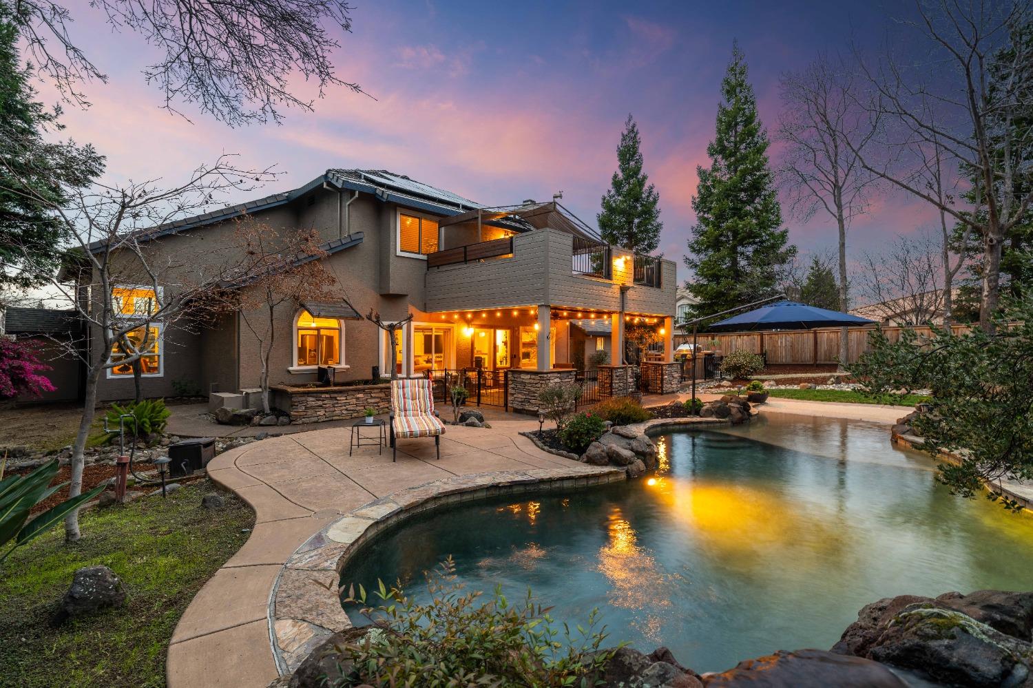 6408 Bluevista Court