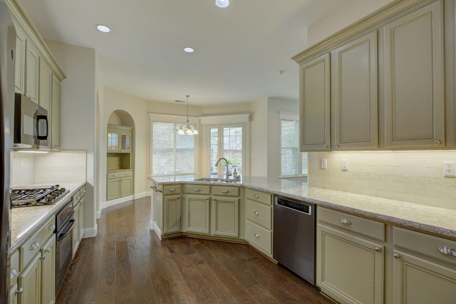 732 Morningside Court