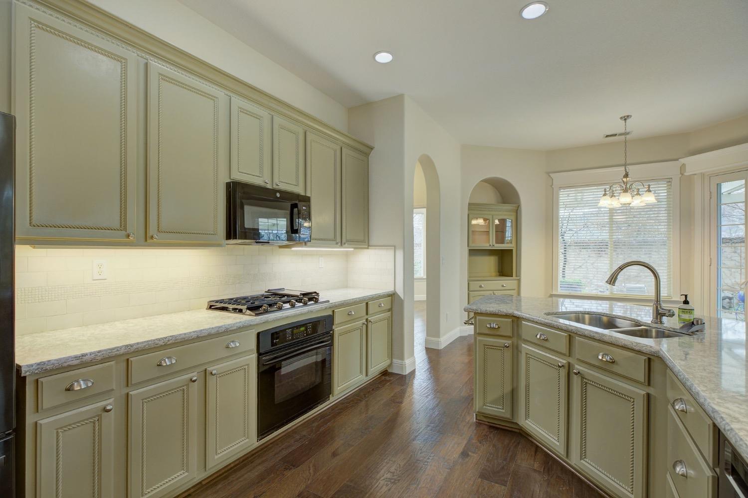 732 Morningside Court