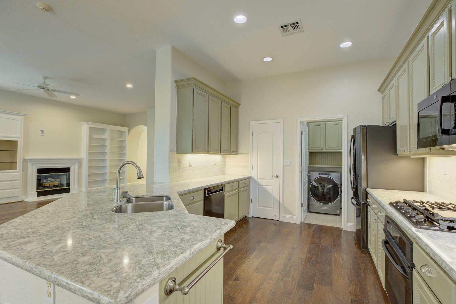 732 Morningside Court