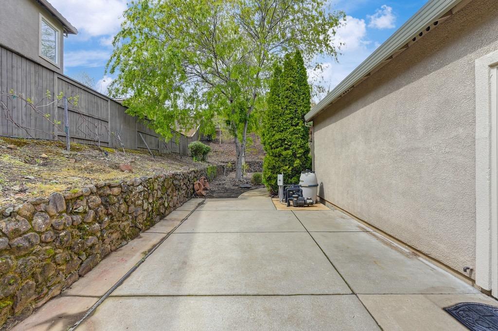 5073 Courtney Way