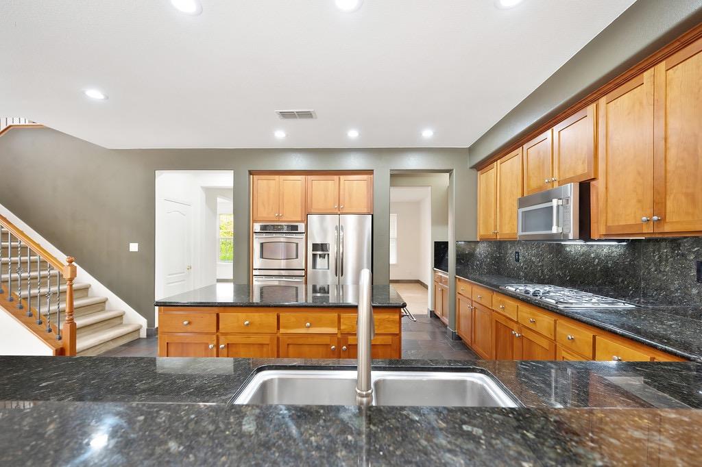 5073 Courtney Way