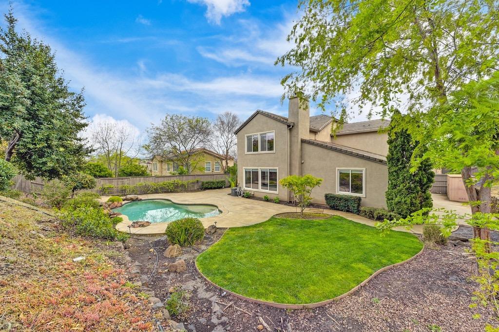 5073 Courtney Way
