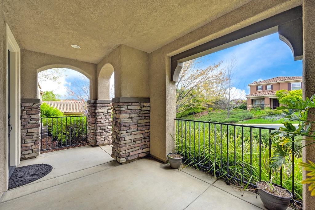 5073 Courtney Way