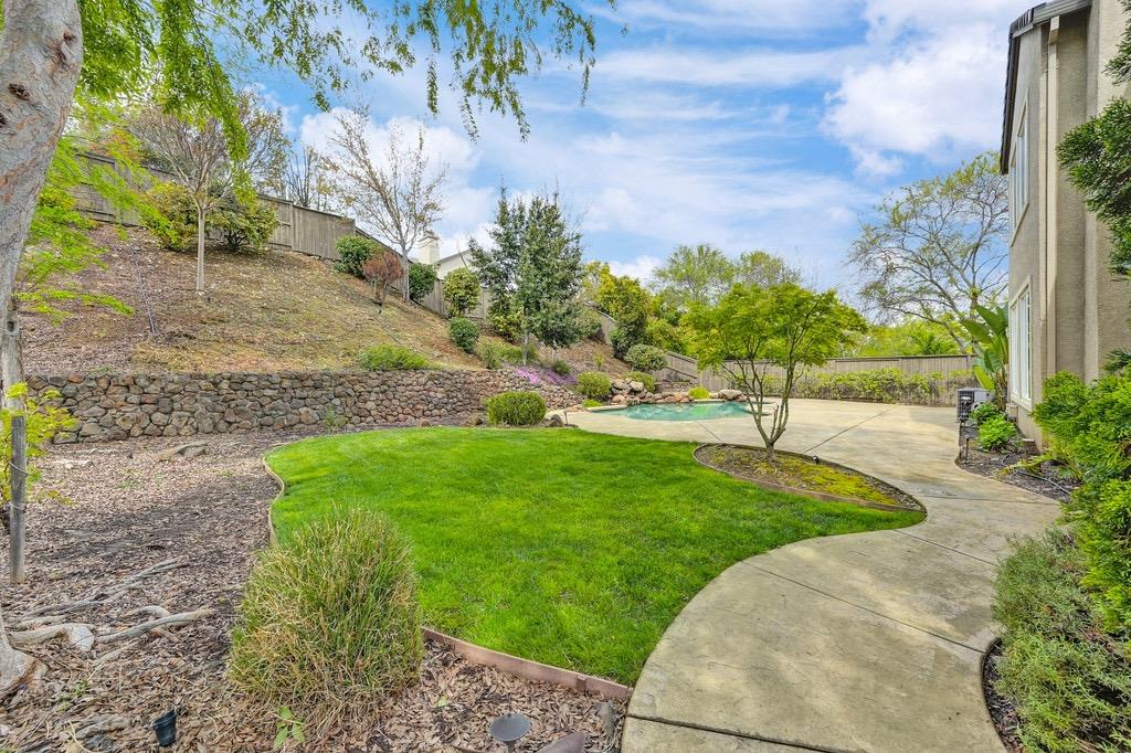 5073 Courtney Way