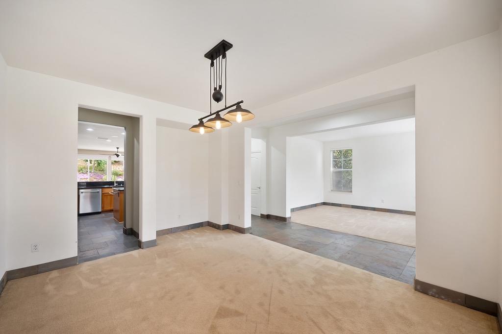 5073 Courtney Way