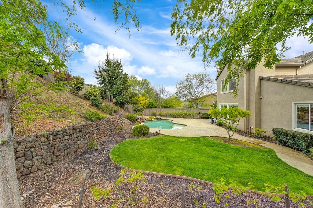 5073 Courtney Way