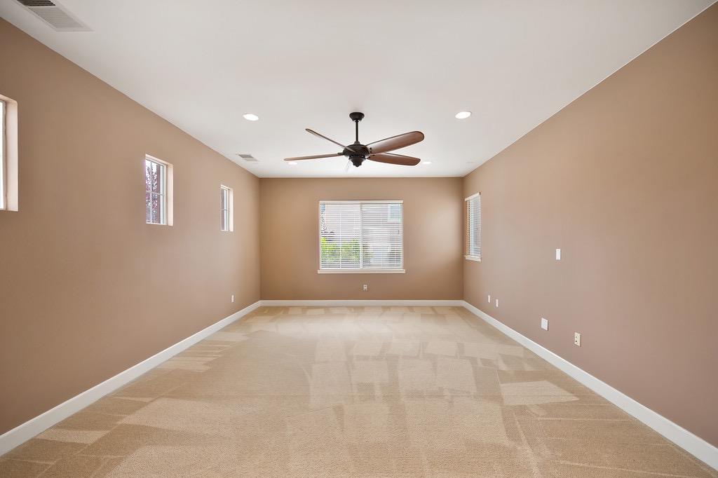 5073 Courtney Way