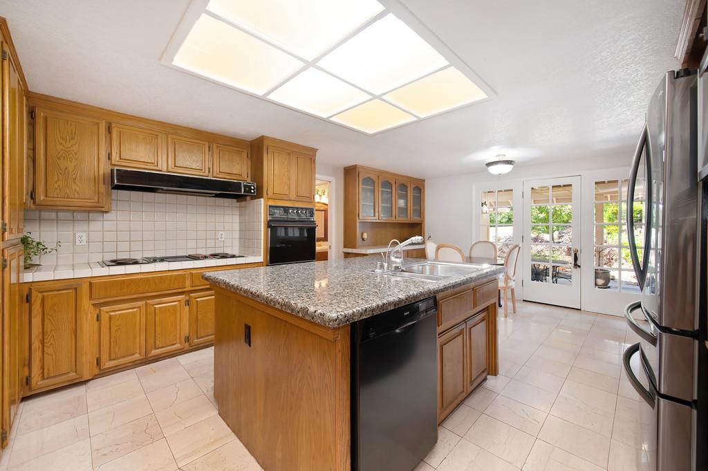 6435 Fern Leaf Drive