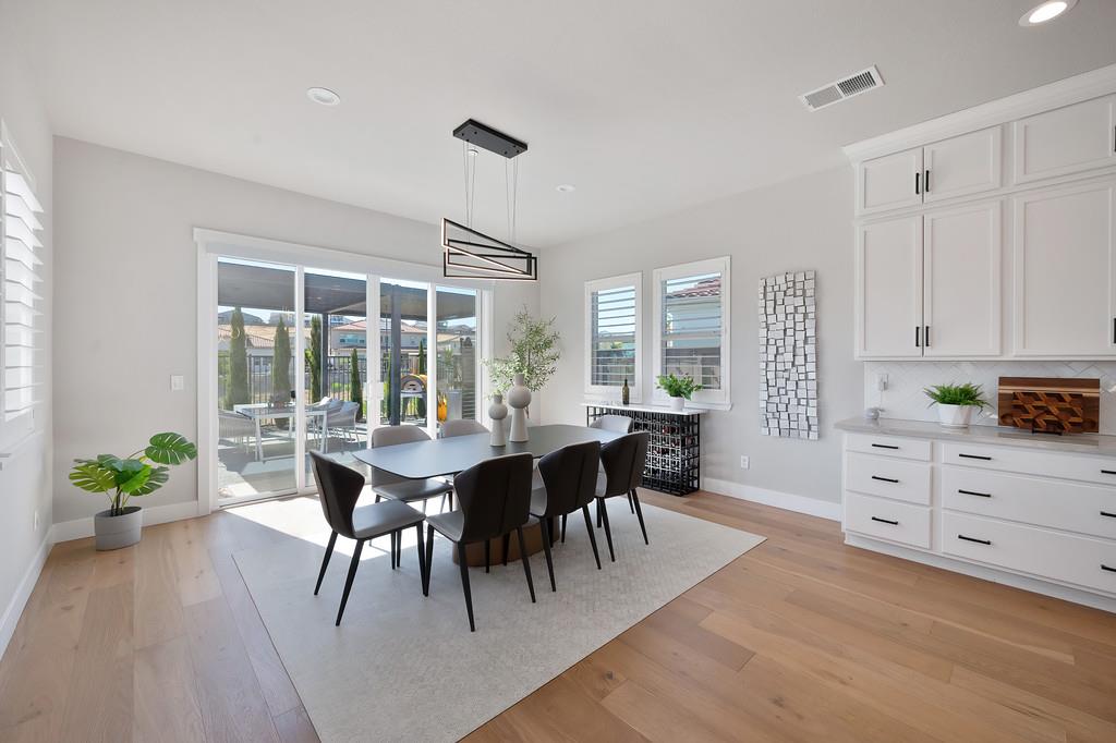 1004 Big Cedar Ct