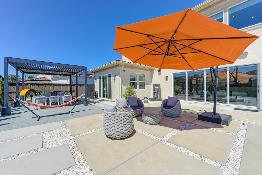 1004 Big Cedar Ct