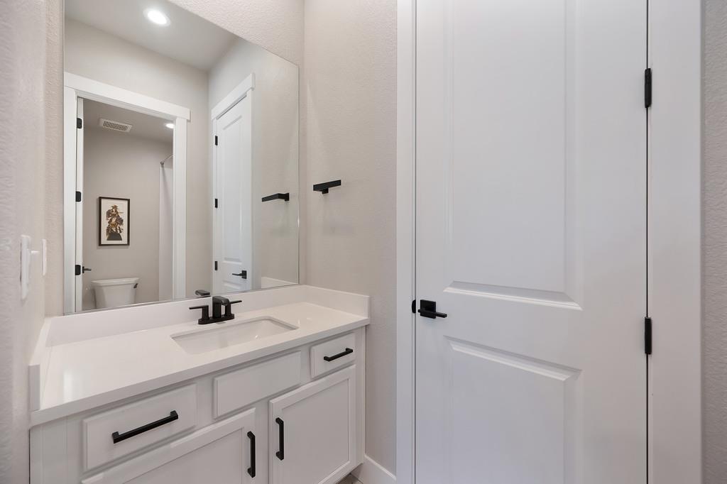 1004 Big Cedar Ct
