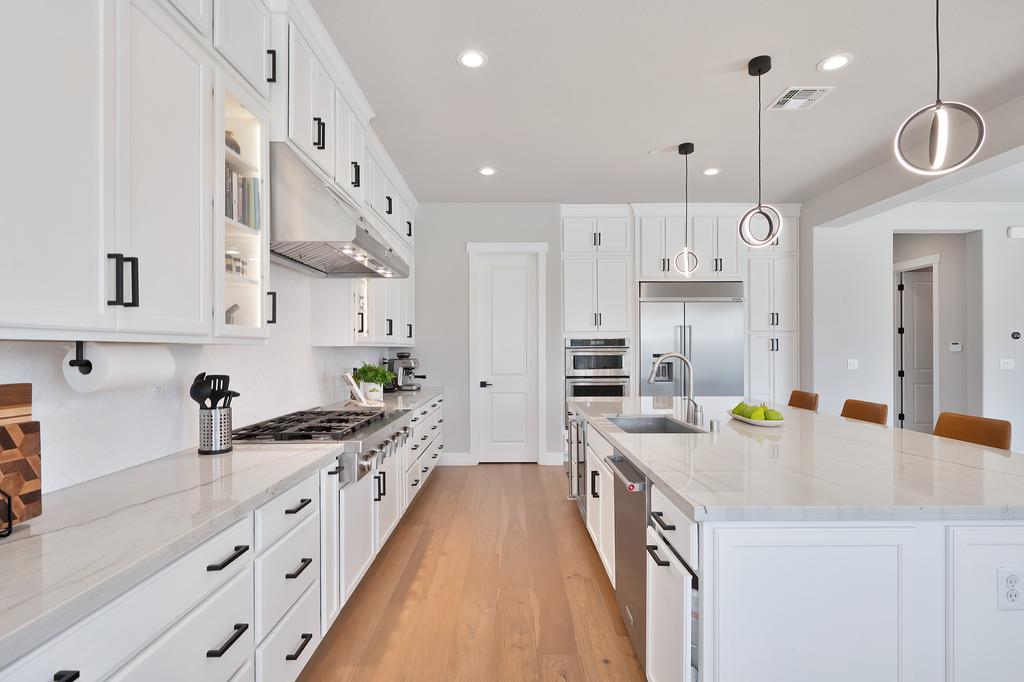 1004 Big Cedar Ct