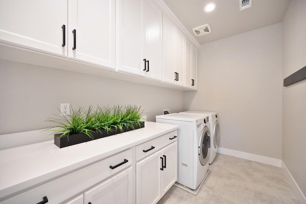 1004 Big Cedar Ct