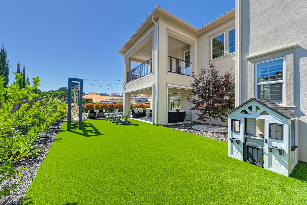 1004 Big Cedar Ct