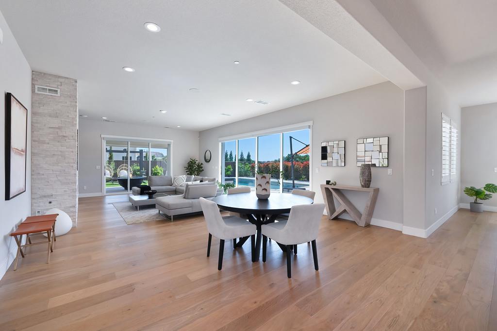 1004 Big Cedar Ct