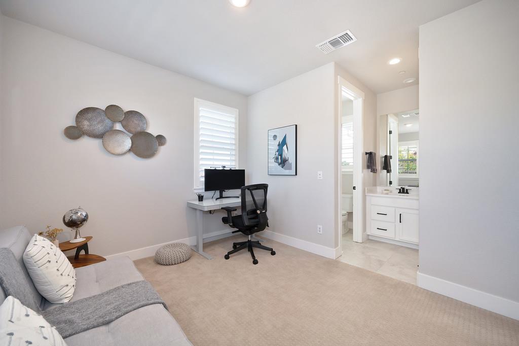 1004 Big Cedar Ct