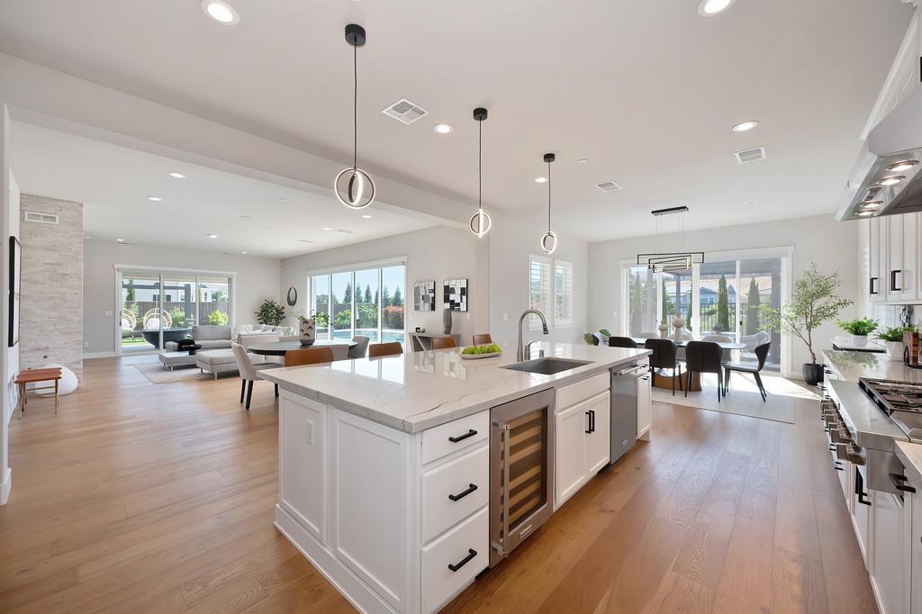 1004 Big Cedar Ct