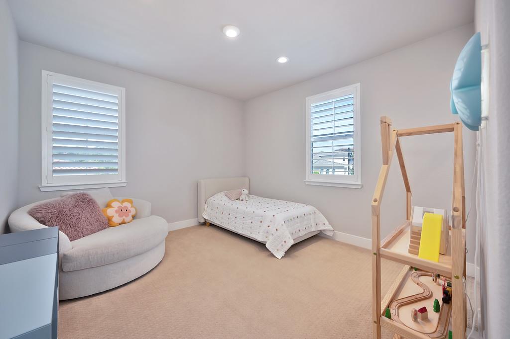 1004 Big Cedar Ct