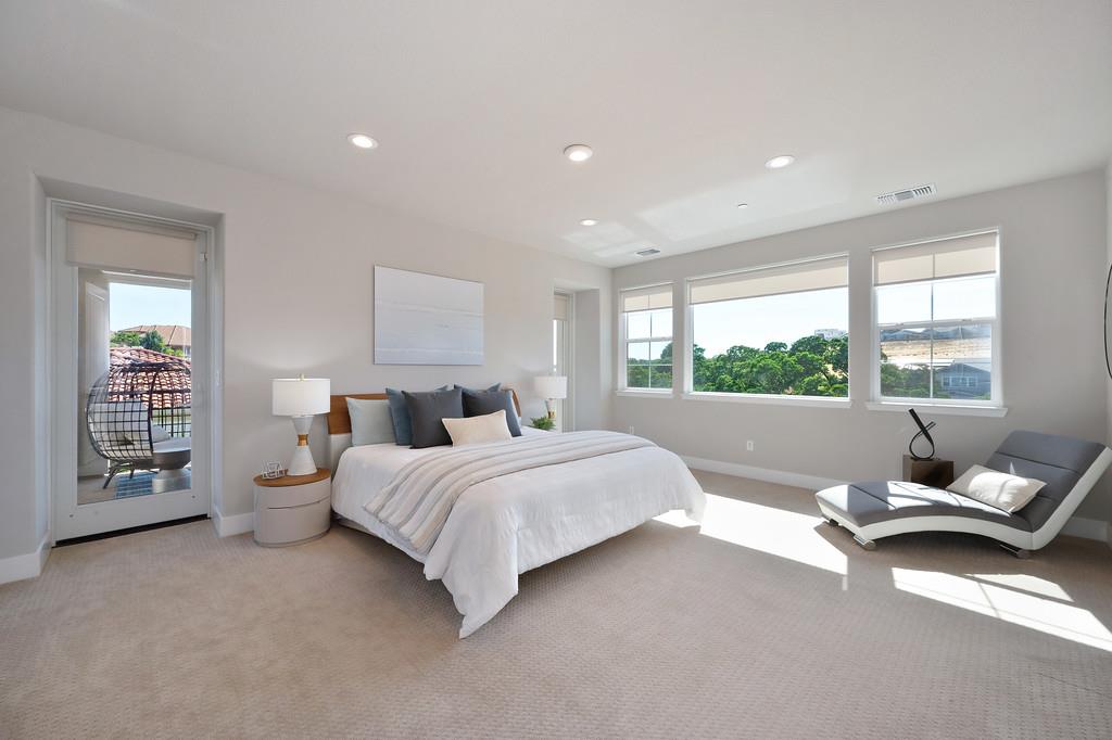 1004 Big Cedar Ct