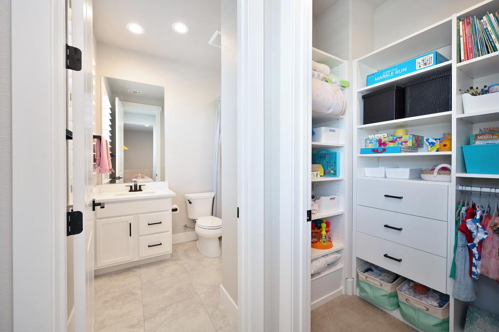 1004 Big Cedar Ct