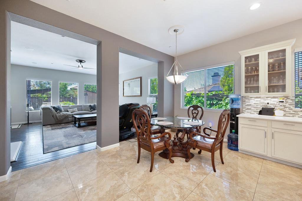 1721 Bella Cir